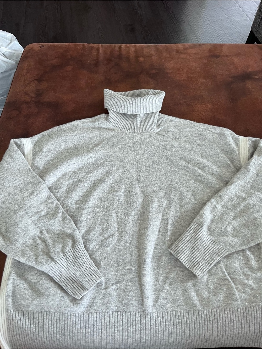 Reiss Light Gray Women's Cashmere-Blend Turtleneck Sweater